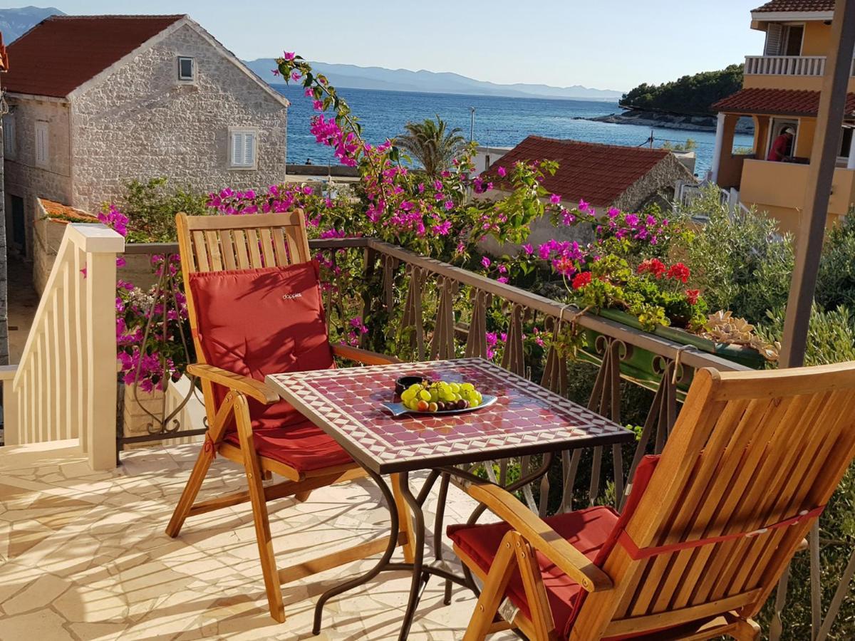 Apartments Mladen Sućuraj Dış mekan fotoğraf